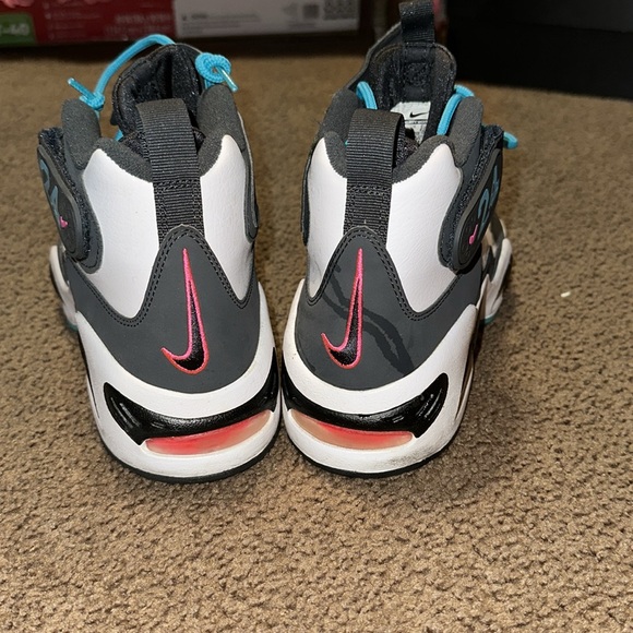 Nike Griffey max 1 gray, and pink and blue - Picture 4 of 7